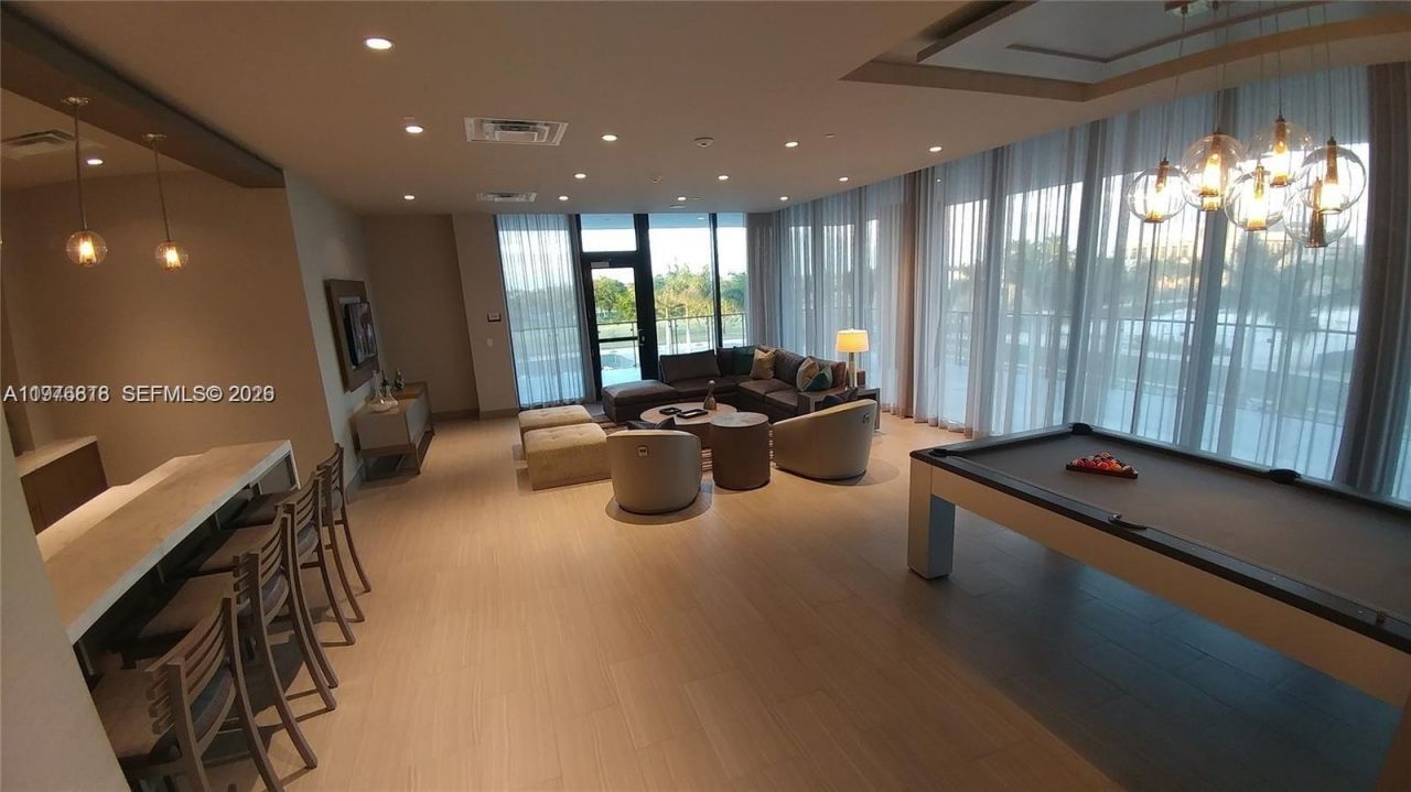 5300 Paseo Blvd , Unit 1603, Doral, FL 33166 Photo