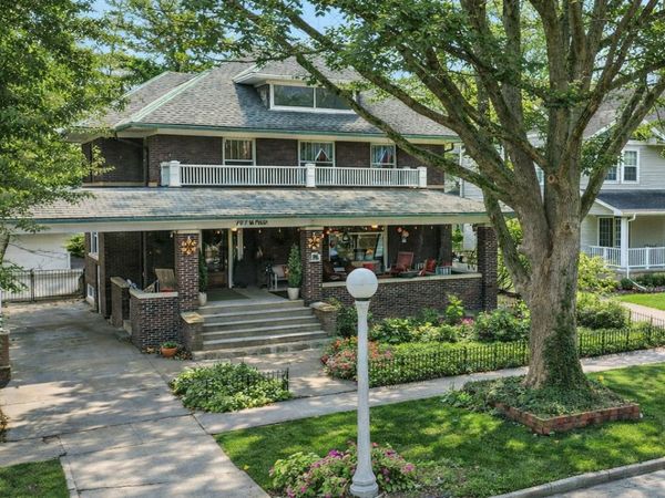 707 W Main Street, Urbana, IL 61801