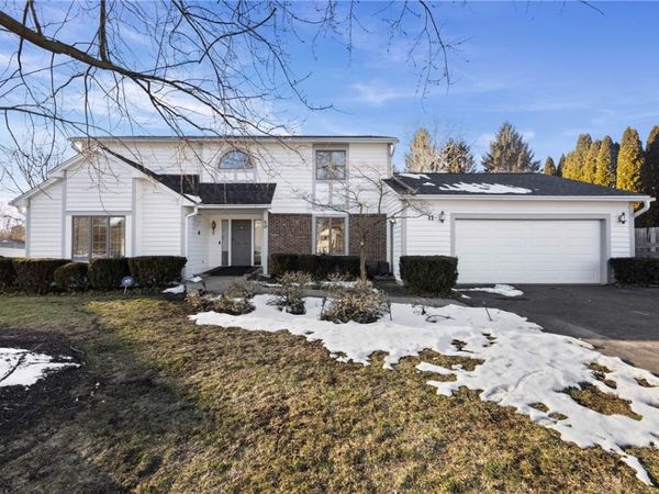 11 Pond Valley Circle, Penfield, NY 14526