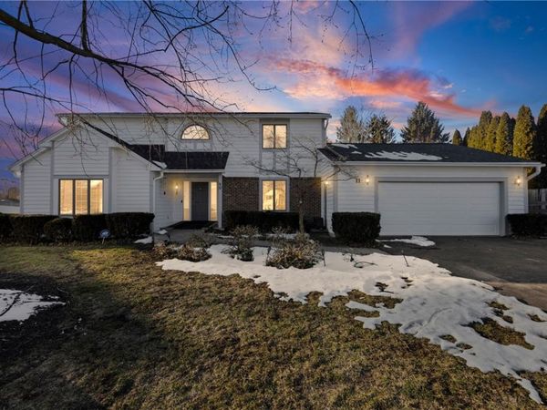 11 Pond Valley Circle, Penfield, NY 14526