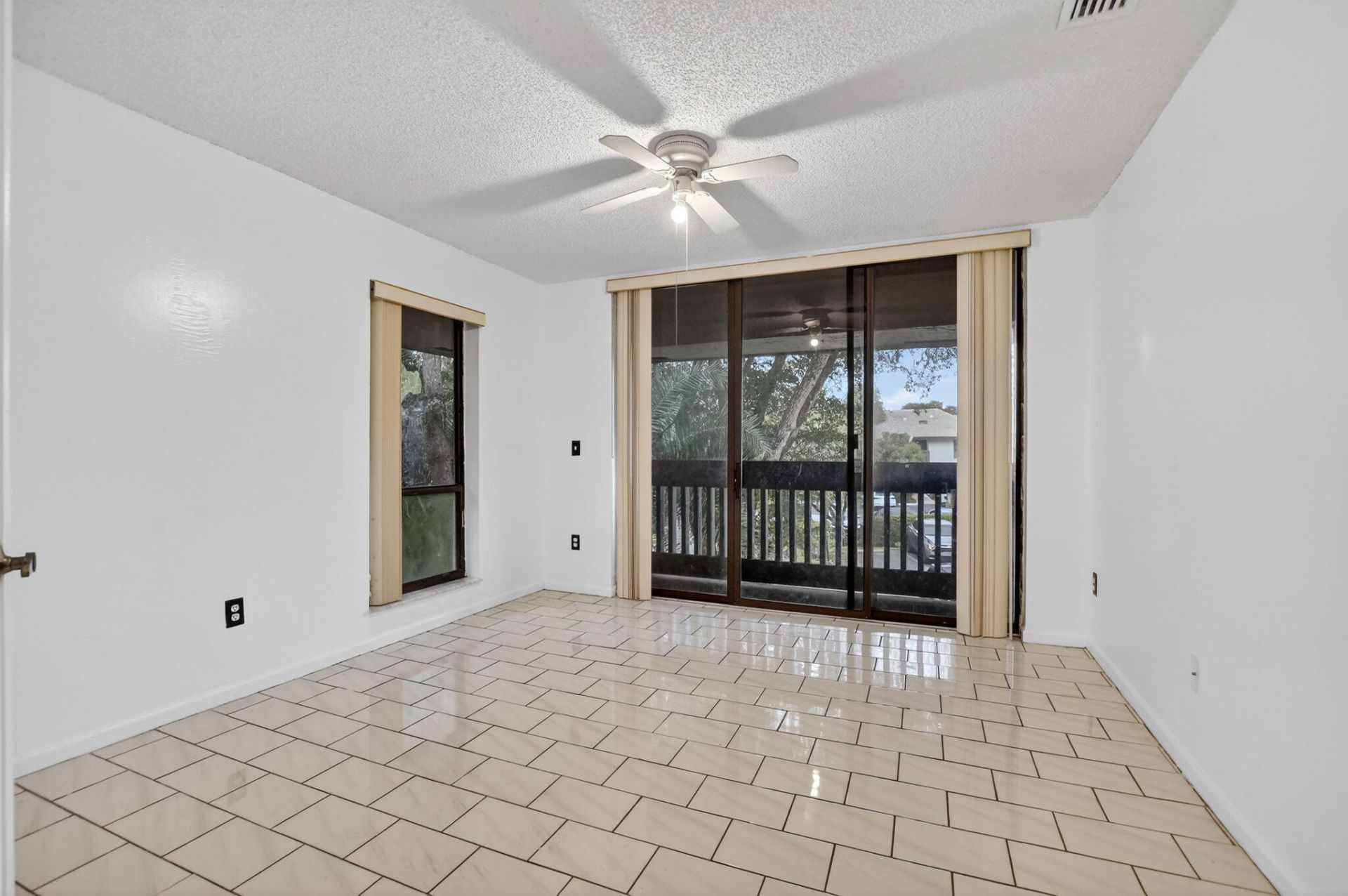 9364 Sable Ridge Circle, Unit 12-B, Boca Raton, FL 33434 Photo