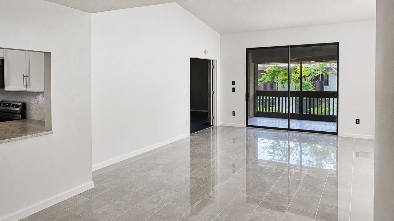 9364 Sable Ridge Circle, Unit B, Boca Raton, FL 33428 Photo