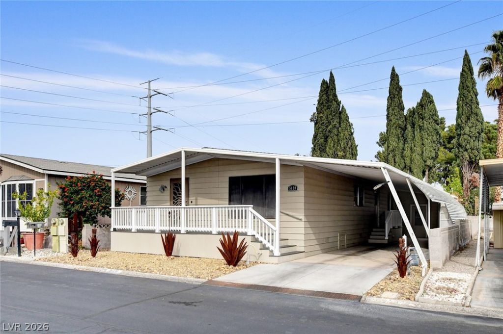 5128 Royal Avenue , Las Vegas, NV 89103