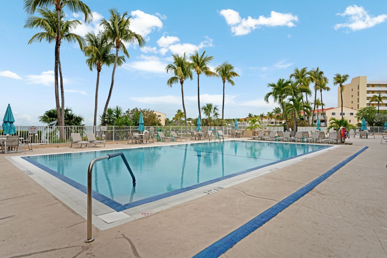 88500 Overseas Highway, Unit 205, Tavernier, FL 33070 Photo