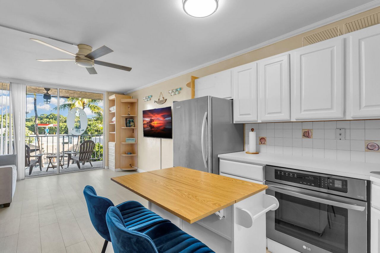 88500 Overseas Highway, Unit 205, Tavernier, FL 33070 Photo