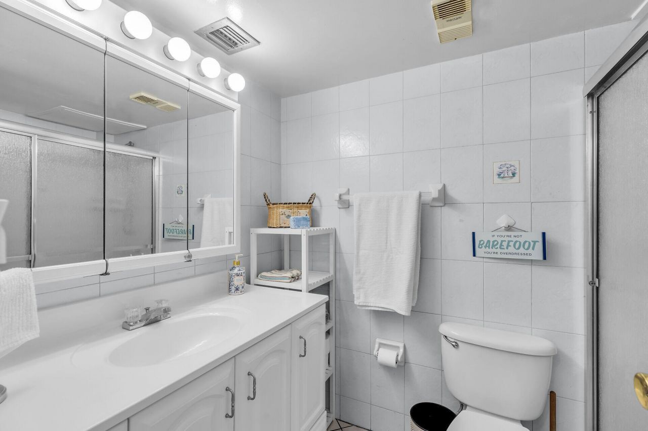 88500 Overseas Highway, Unit 205, Tavernier, FL 33070 Photo