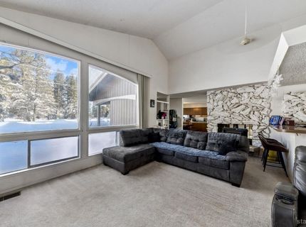 1246 Country Club Drive, South Lake Tahoe, CA 96150 Photo