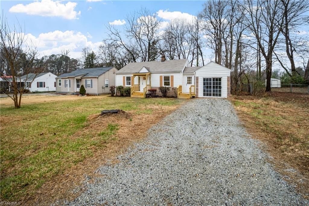 1422 Valley Ridge Drive, High Point, NC 27260 Main Photo