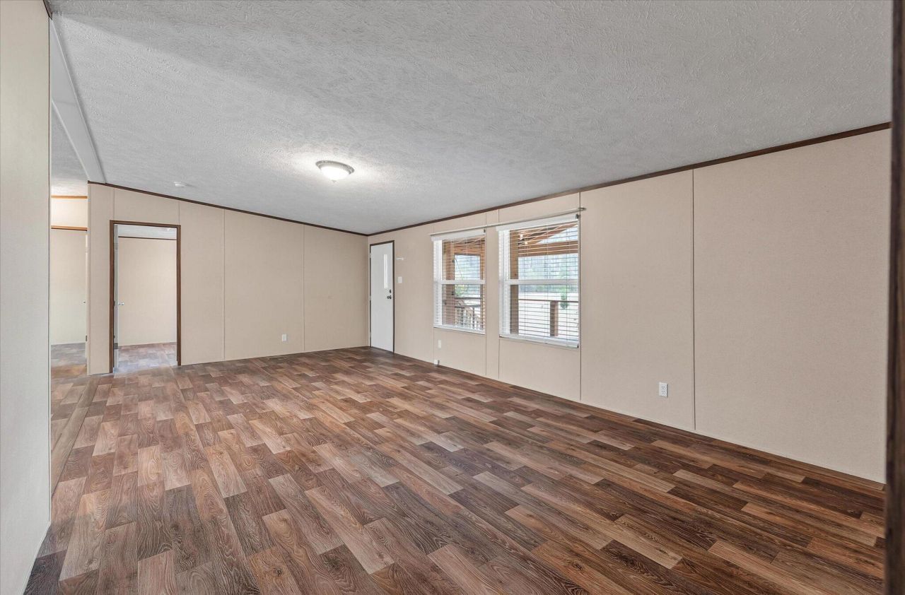 4822 Highway 41 Photo 11