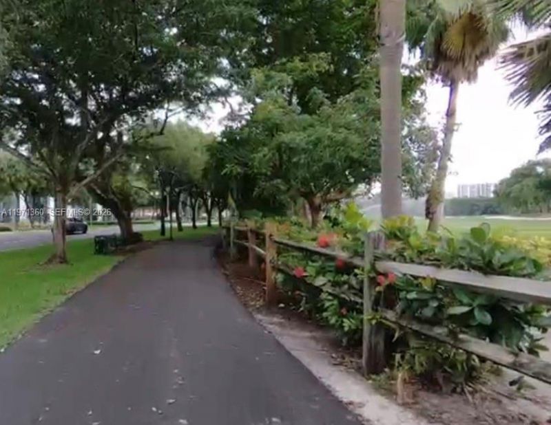 3101 N Country Club Dr, Unit 107, Aventura, FL 33180 Photo