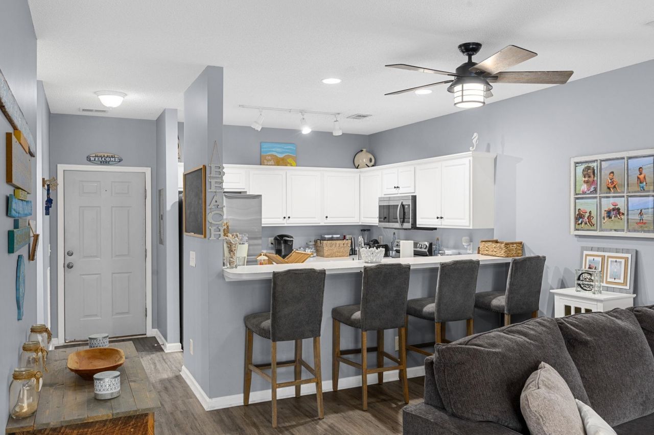 1058 Sea Mountain Hwy. Photo 11