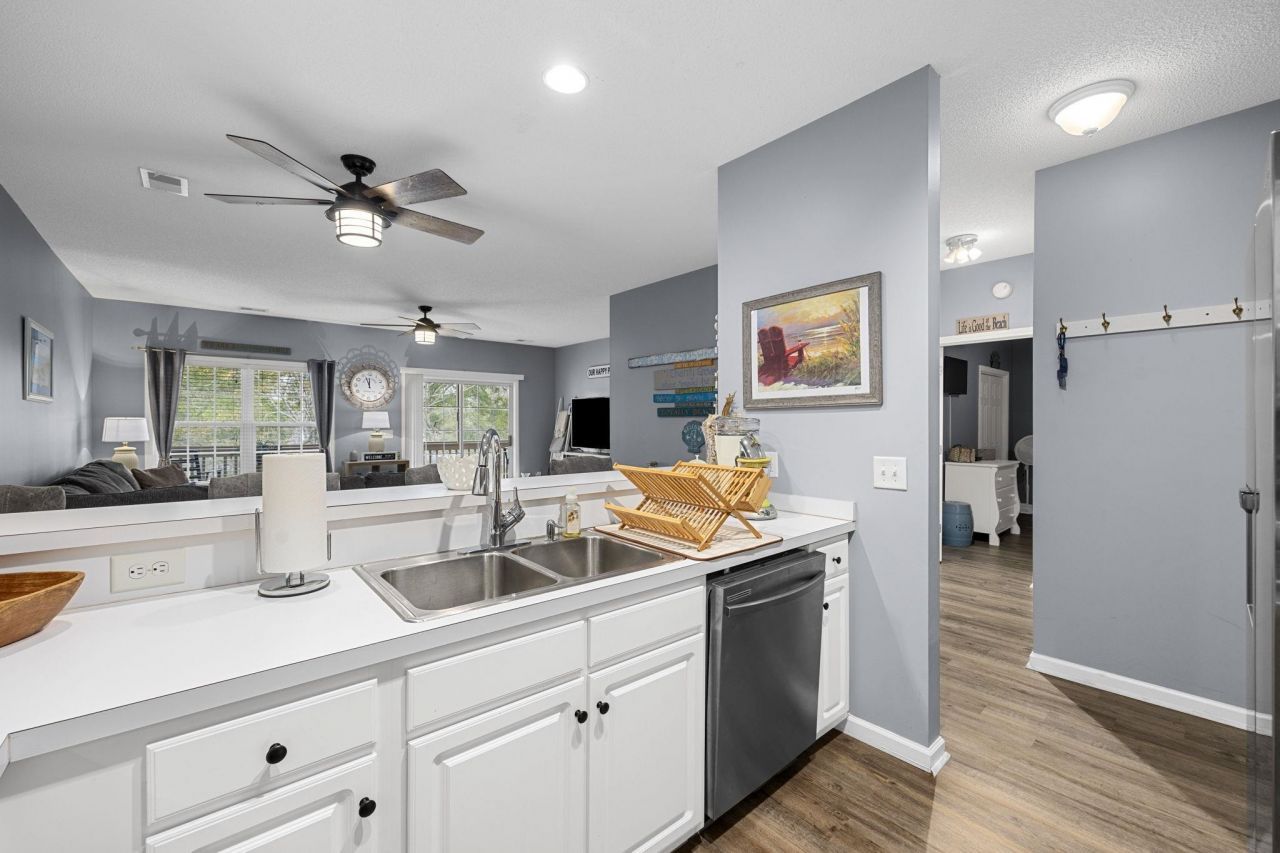 1058 Sea Mountain Hwy. Photo 14