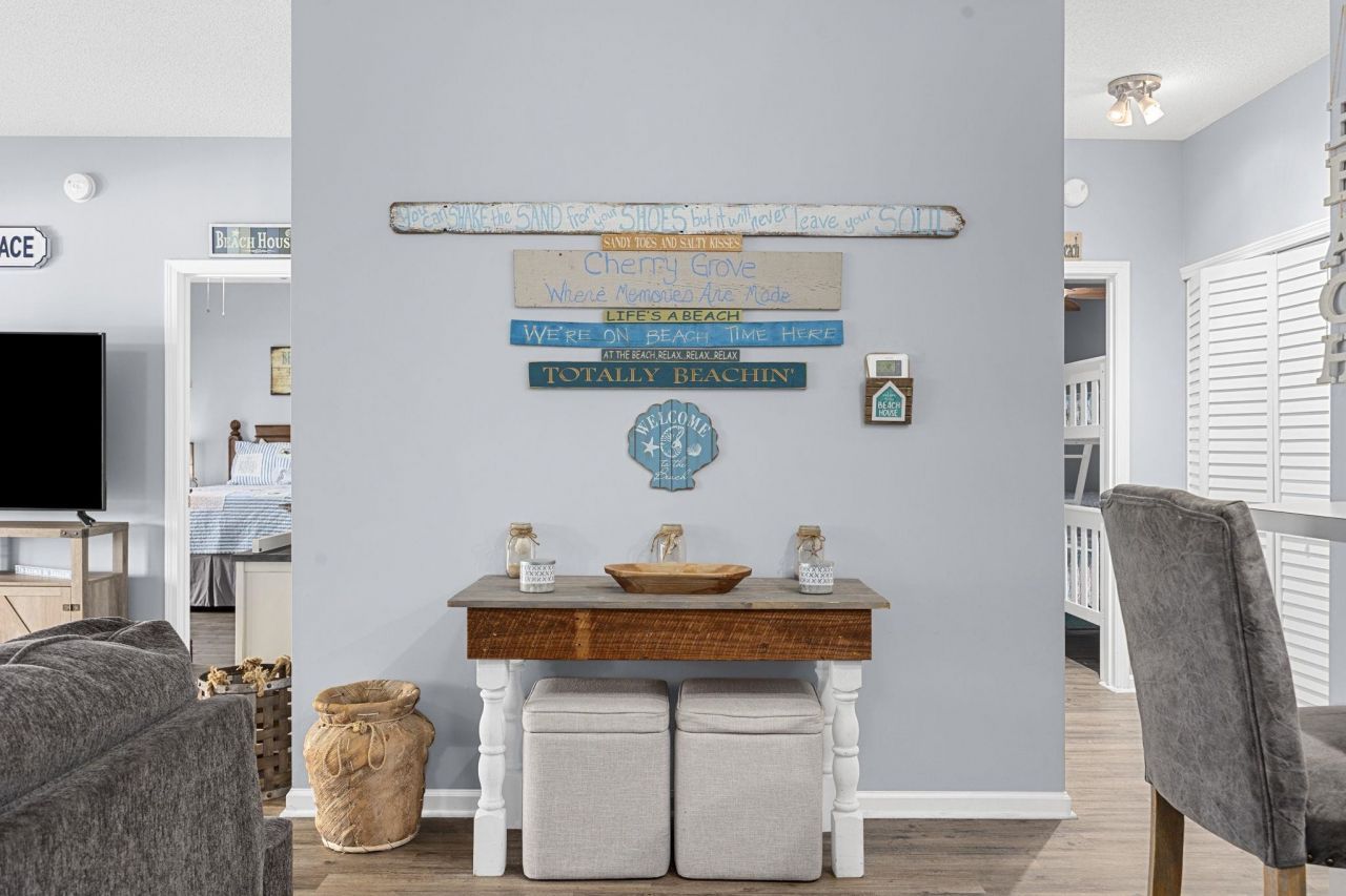 1058 Sea Mountain Hwy. Photo 5