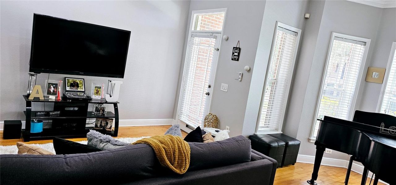 1147 Delaney Avenue , Unit 2, Orlando, FL 32806 Photo