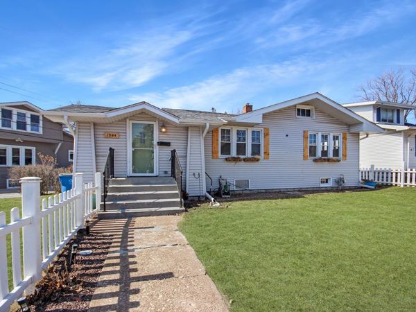 1944 Warwick Avenue, Whiting, IN 46394