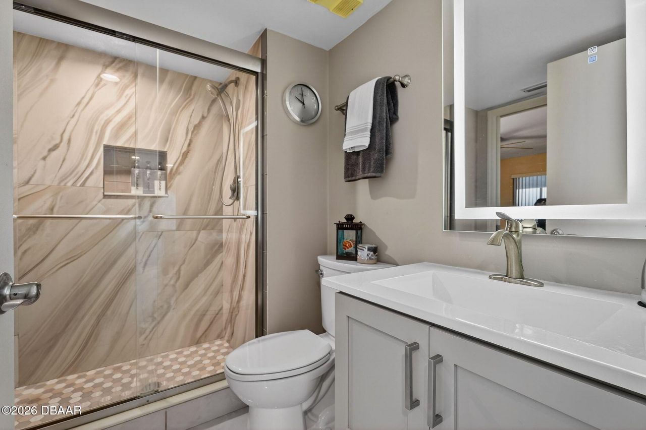 2555 S Atlantic Avenue, Unit 1705, Daytona Beach Shores, FL 32118 Photo