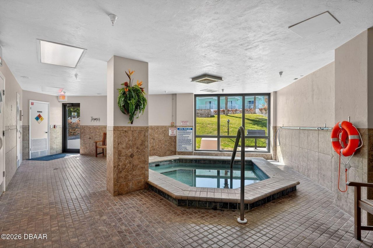 2555 S Atlantic Avenue, Unit 1705, Daytona Beach Shores, FL 32118 Photo