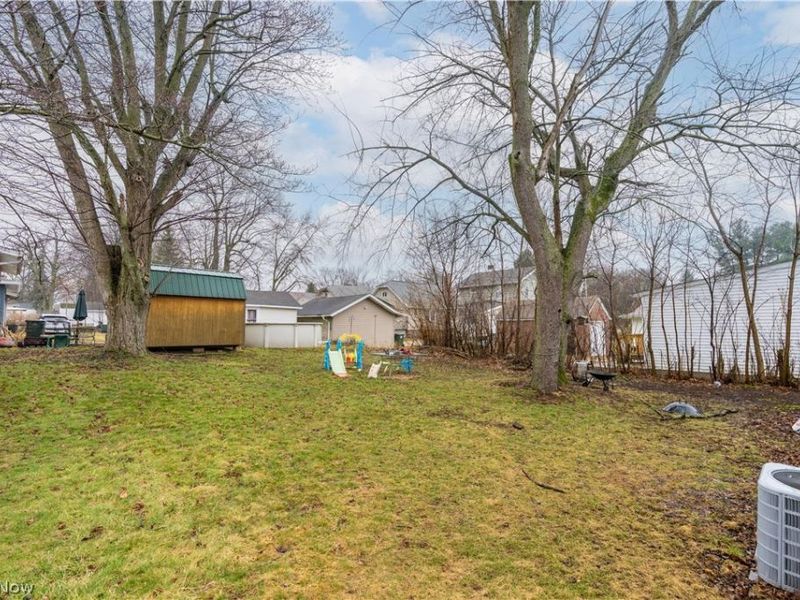 1716 Gibbs Avenue NE, Canton, OH 44705 Photo 19