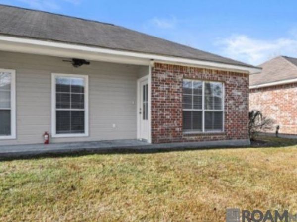 13601 Minton Ln, Unit #15, Walker, LA 70785