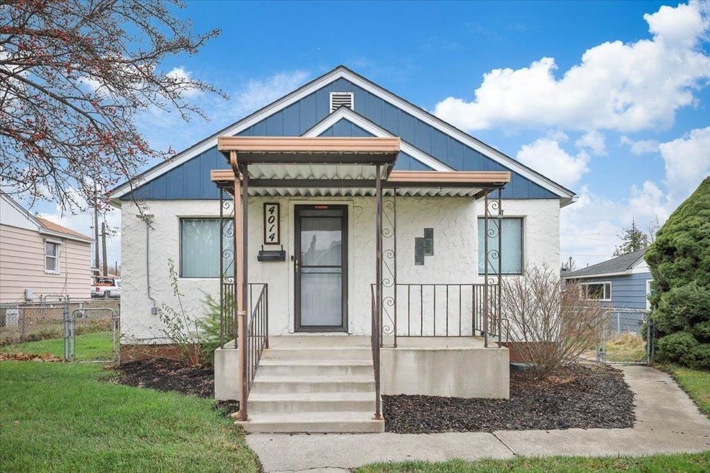 4014 N Maple St, Spokane, WA 99205 Main Photo