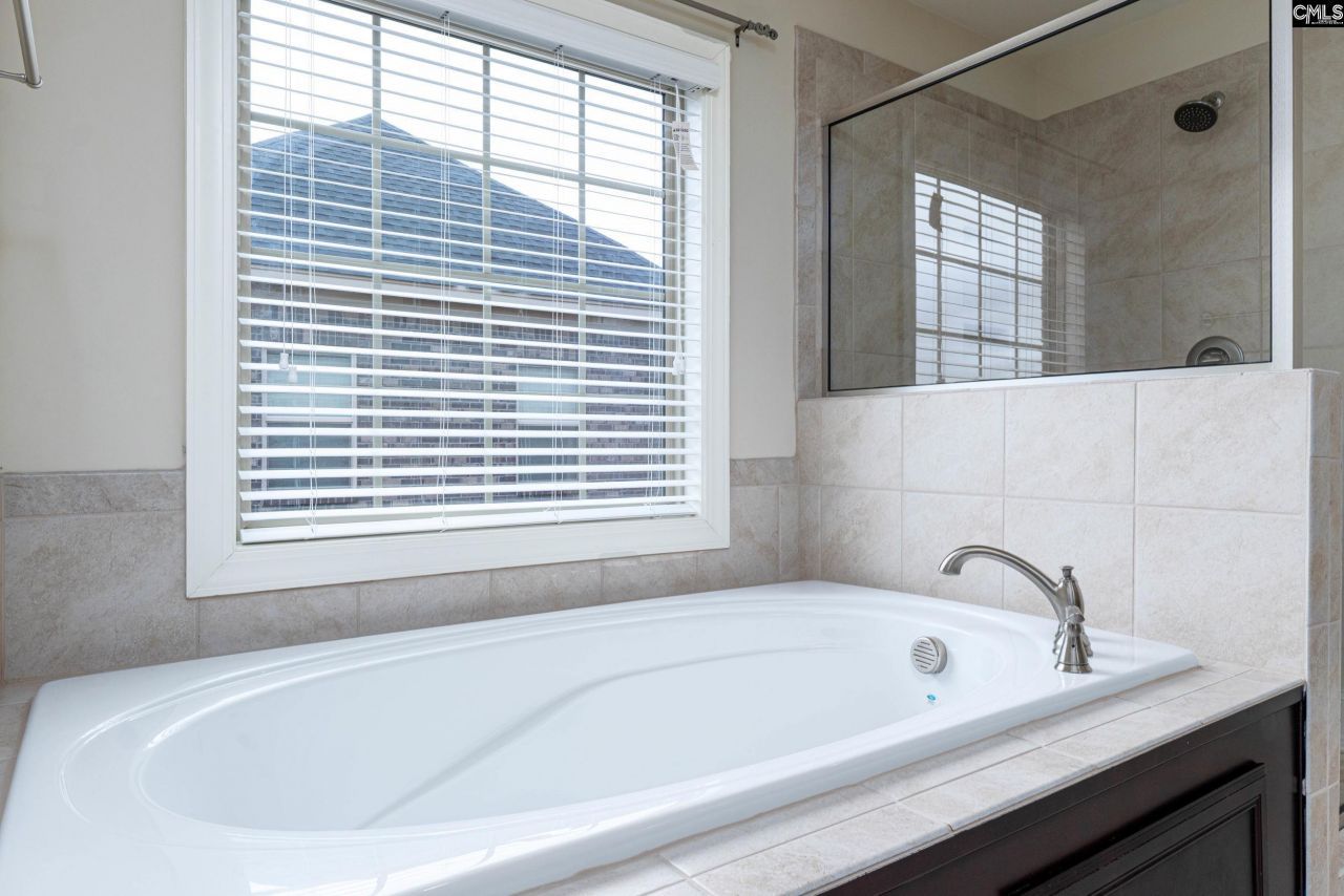 568 New Cut Lane  Photo 25