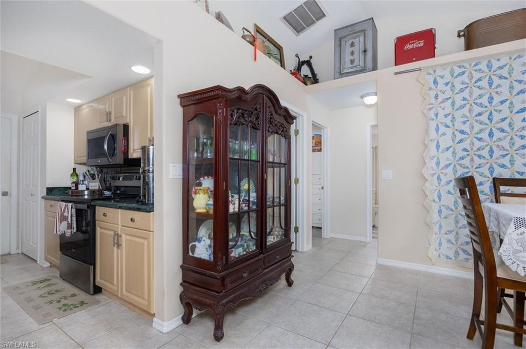 1630 SW 9th Pl , Cape Coral, FL 33991 Photo