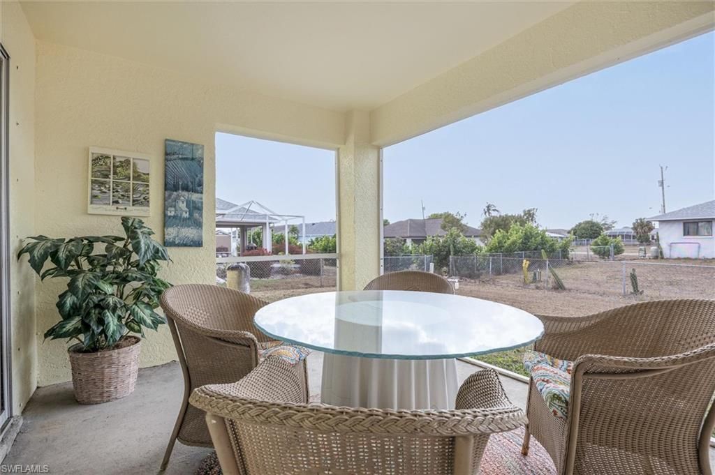 1630 SW 9th Pl, Cape Coral, FL 33991 Photo