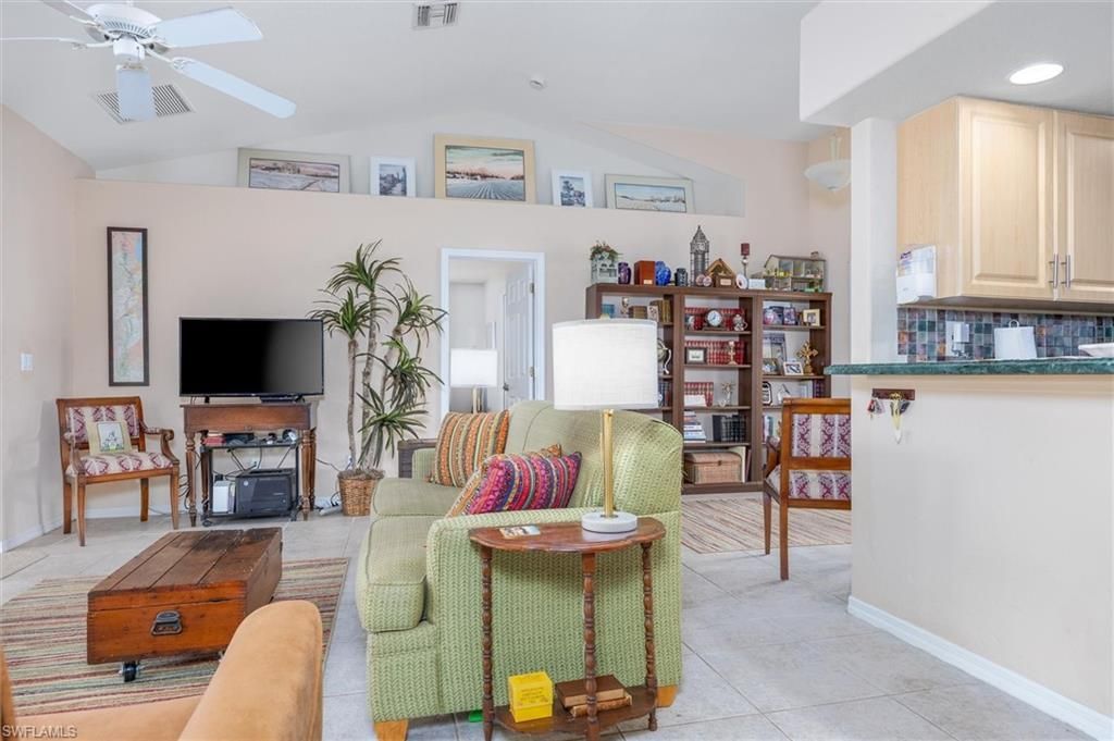 1630 SW 9th Pl , Cape Coral, FL 33991 Photo