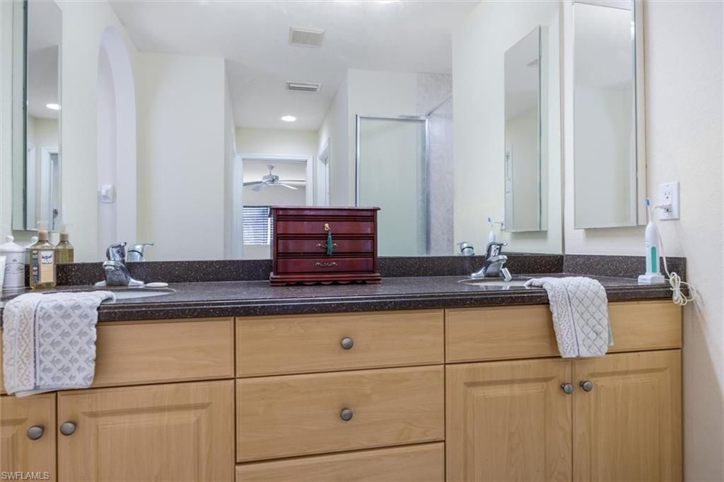 1630 SW 9th Pl, Cape Coral, FL 33991 Photo