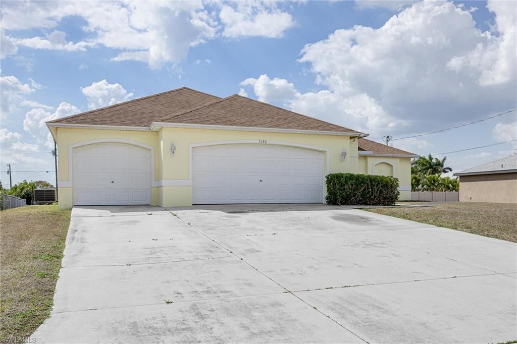 1630 SW 9th Pl, Cape Coral, FL 33991 Photo