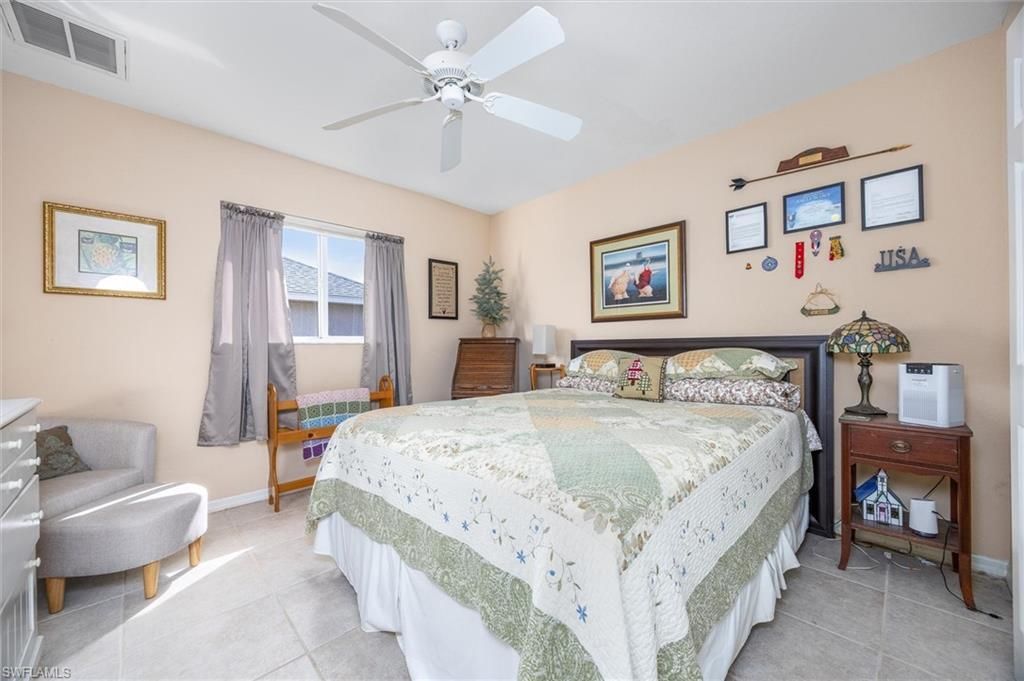 1630 SW 9th Pl , Cape Coral, FL 33991 Photo