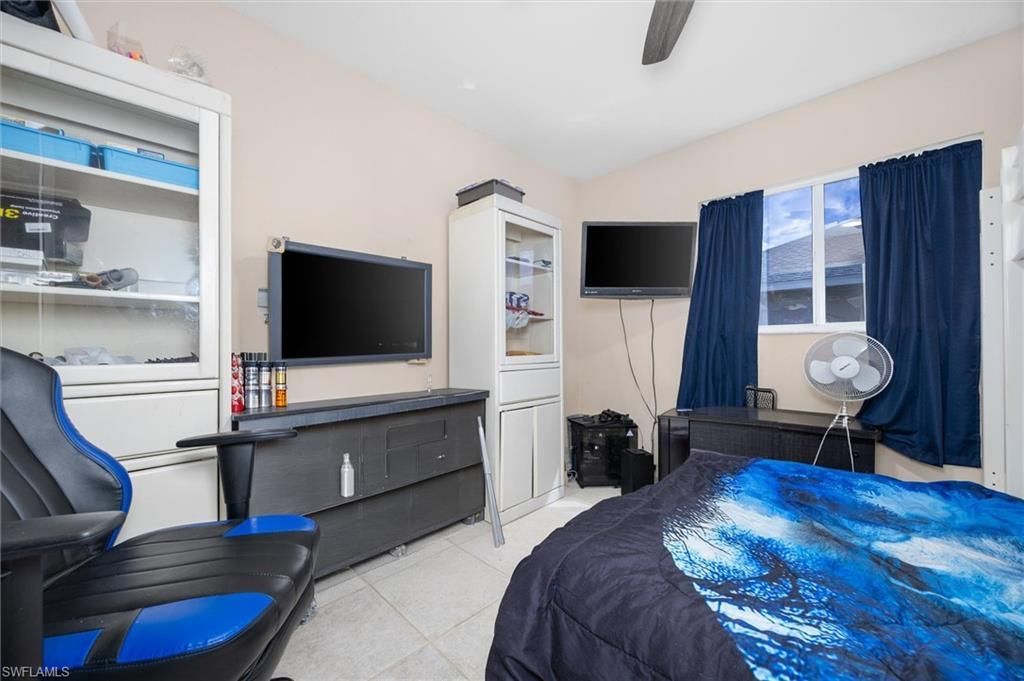 1630 SW 9th Pl , Cape Coral, FL 33991 Photo