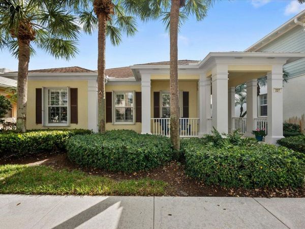 227 Caravelle Drive, Jupiter, FL 33458