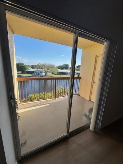 7640 Westwood Drive, Unit 417, Tamarac, FL 33321 Photo
