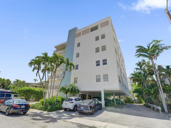 619 Orton Avenue, Unit 501, Fort Lauderdale, FL 33304