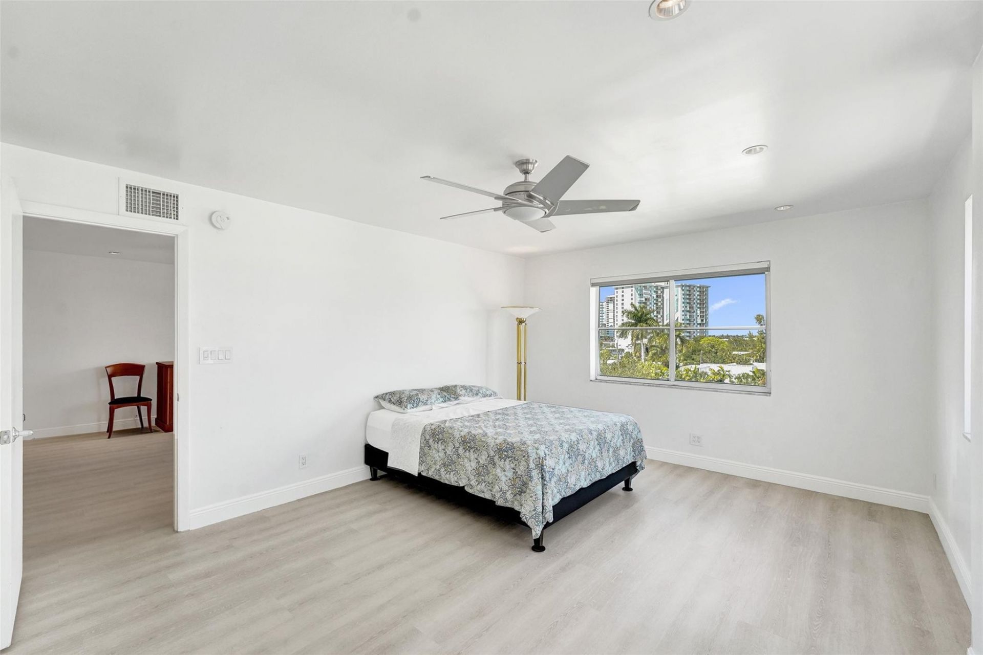619 Orton Avenue, Unit 501, Fort Lauderdale, FL 33304 Photo