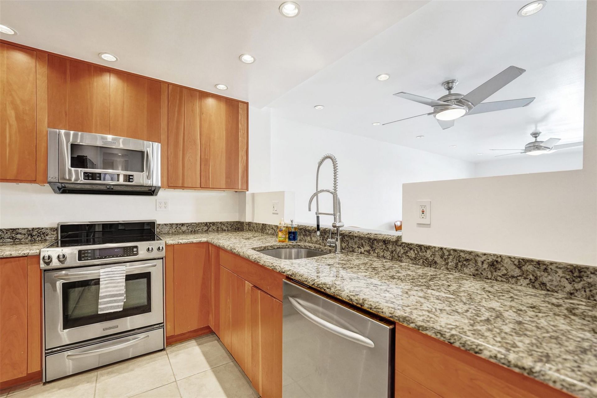 619 Orton Avenue, Unit 501, Fort Lauderdale, FL 33304 Photo