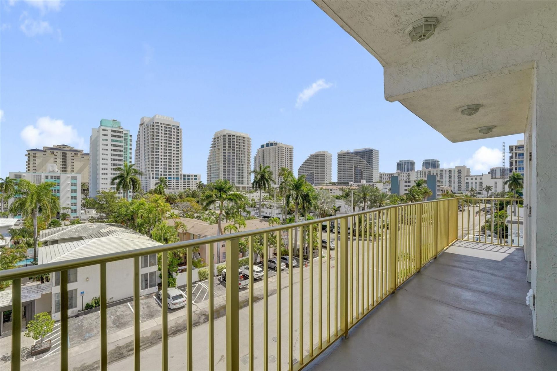 619 Orton Avenue, Unit 501, Fort Lauderdale, FL 33304 Photo