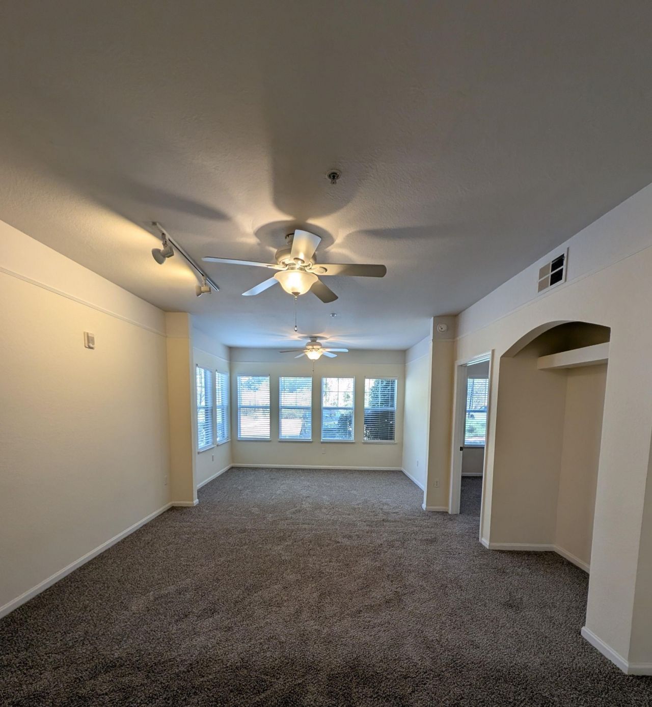 2801 Chancellorsville Drive, Unit 1117, Tallahassee, FL 32312 Photo