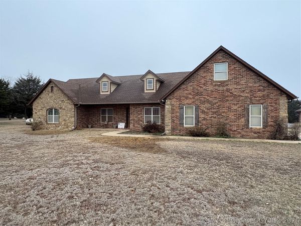 760796 Jakie Road , Agra, OK 74824