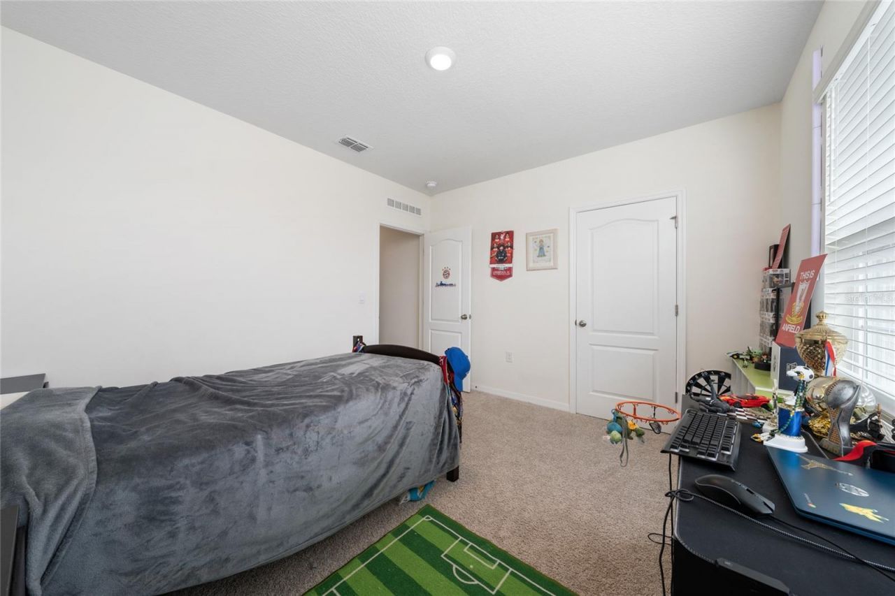 1665 Barberry Drive , Kissimmee, FL 34744 Photo