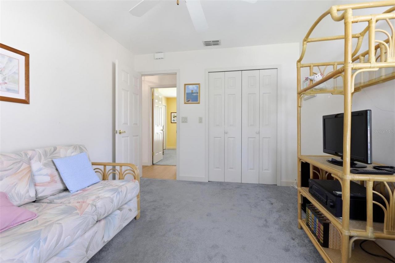 2061 Greenview Drive , Deltona, FL 32725 Photo