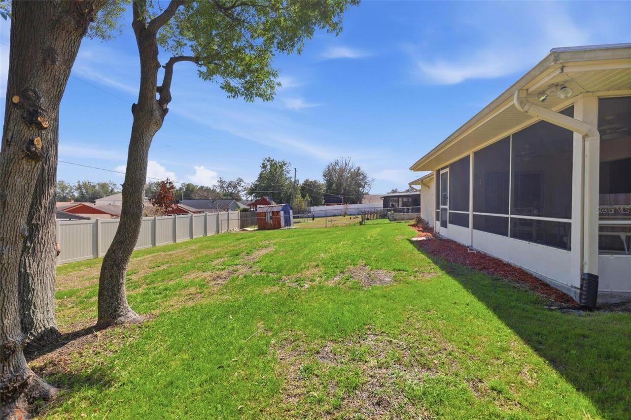 2061 Greenview Drive , Deltona, FL 32725 Photo