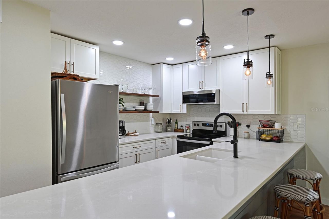 5952 7th Avenue W, Unit 5952, Bradenton, FL 34209 Photo