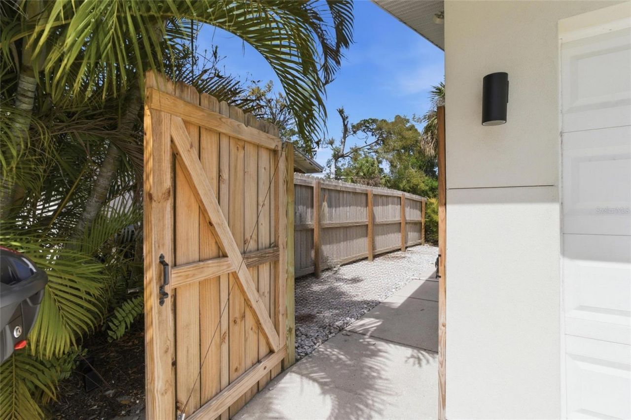 2121 Palm Terrace , Sarasota, FL 34231 Photo