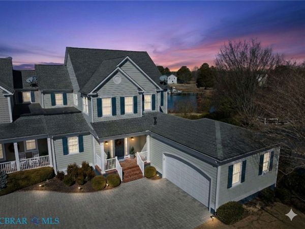 62 Westbay Drive , Kilmarnock, VA 22482