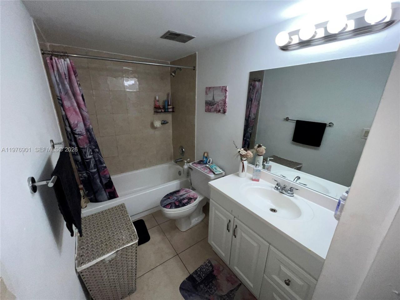 183 Lakeview Dr, Unit 203, Weston, FL 33326 Photo