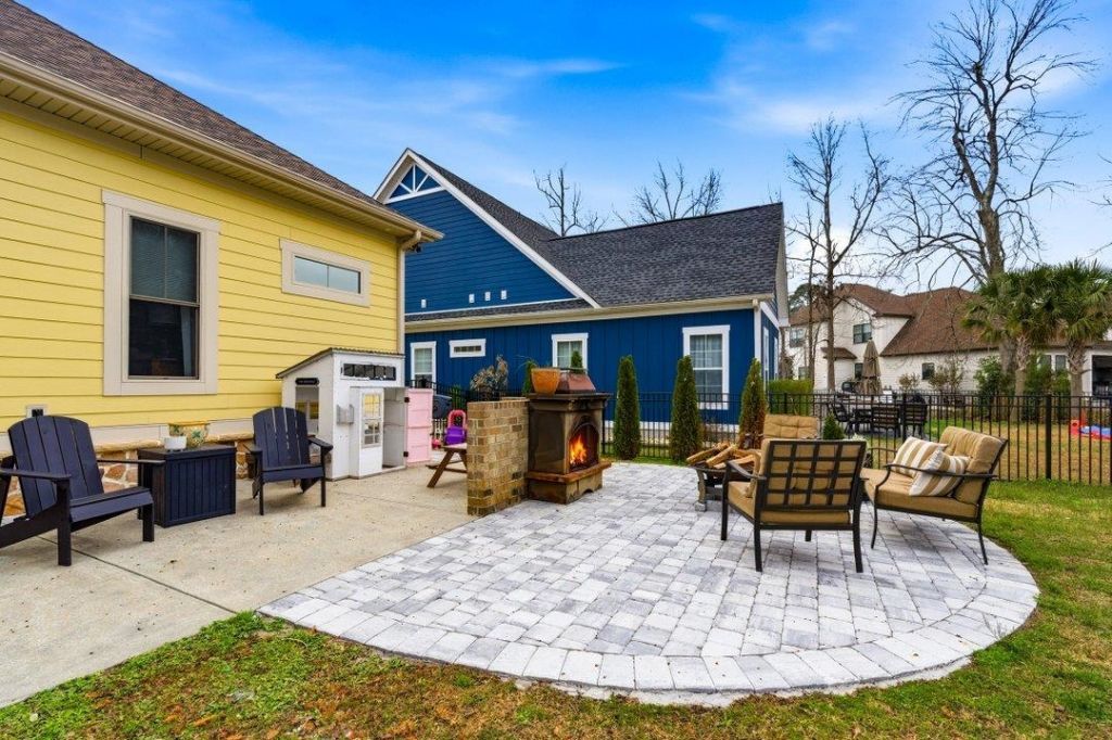 1764 Singing Rose Dr. Photo 31