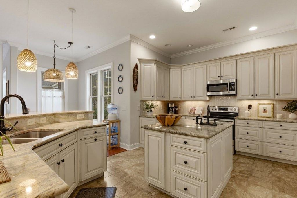 1764 Singing Rose Dr. Photo 4