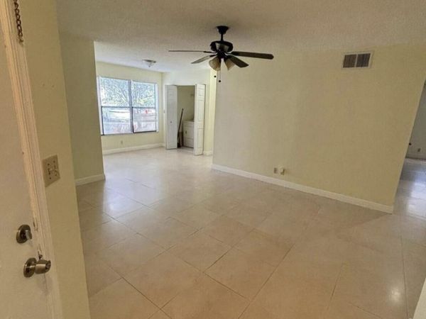 2796 S University Drive, Unit 2101, Davie, FL 33328